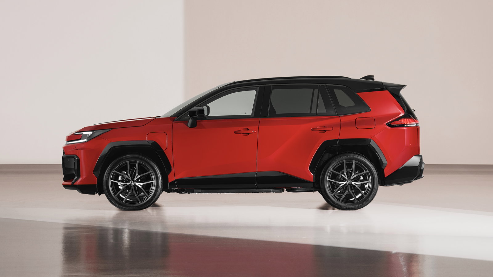 Toyota RAV4 GR Sport - side